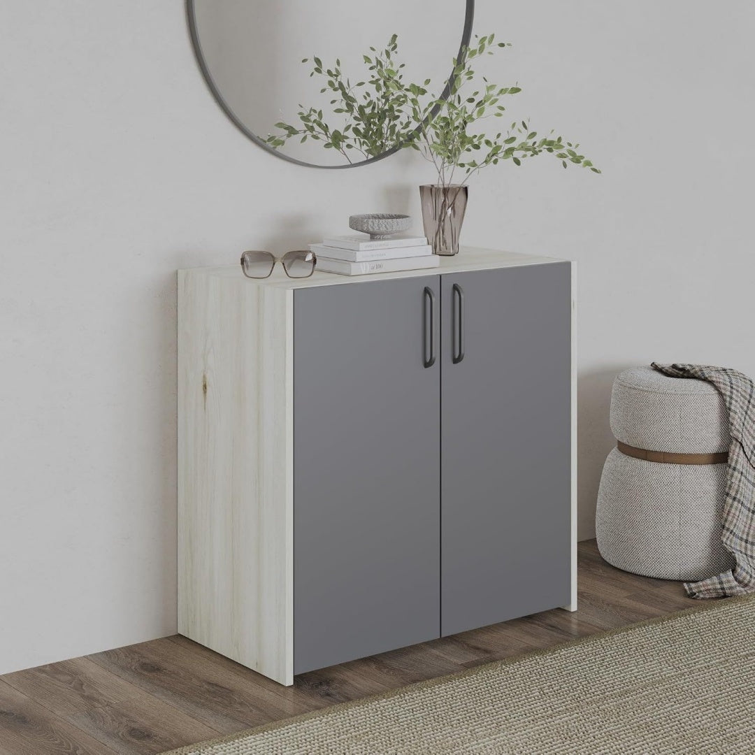 Kuechenzeile mit den Massen 81 x 42 x 80 cm in Weiss und Eichenbraun