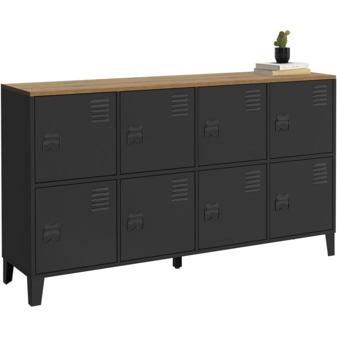 8 Tueren an dem Sideboard