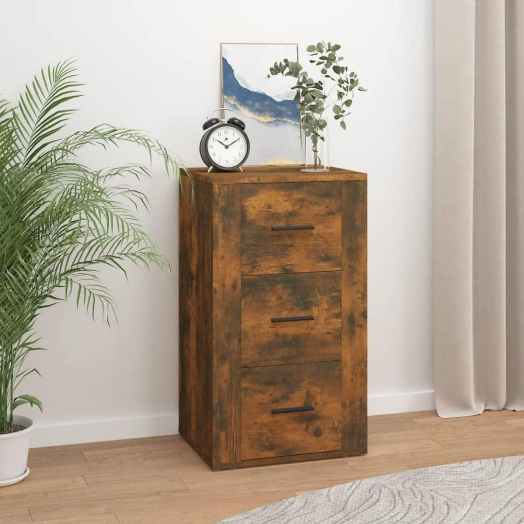 Das Sideboard nimmt mit 40 x 33 x 70 cm Gestalt an