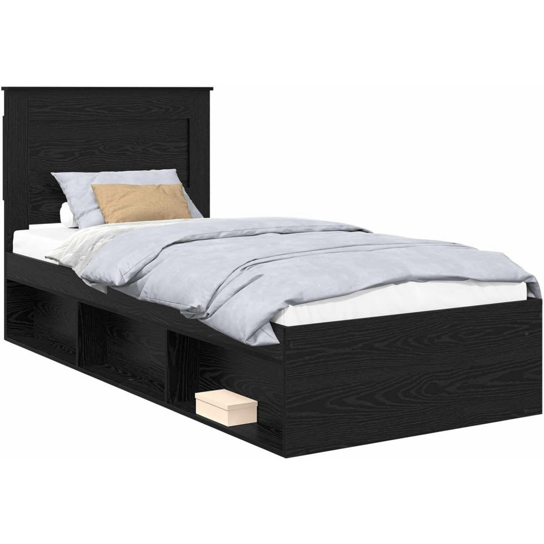 Das Bettgestell misst 75 x 190 cm in Schwarz und Naturbraun