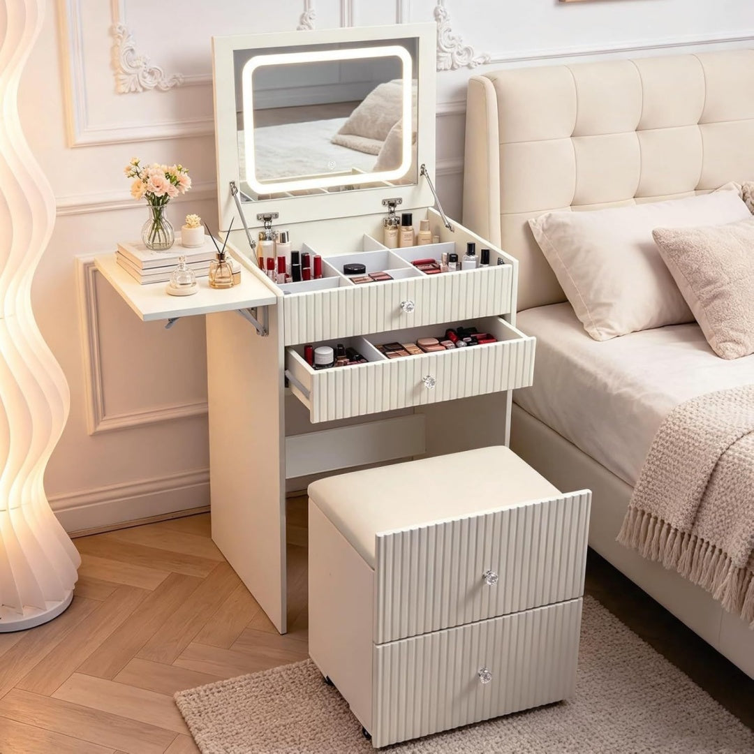 Hocker mit 3 Schubladen