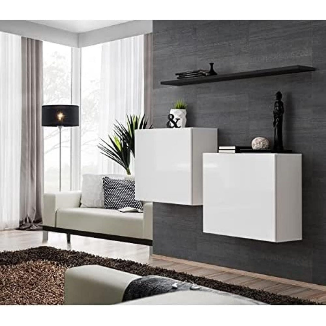 Das Sideboard setzt auf eine Farbgebung in Schwarz und Weiss